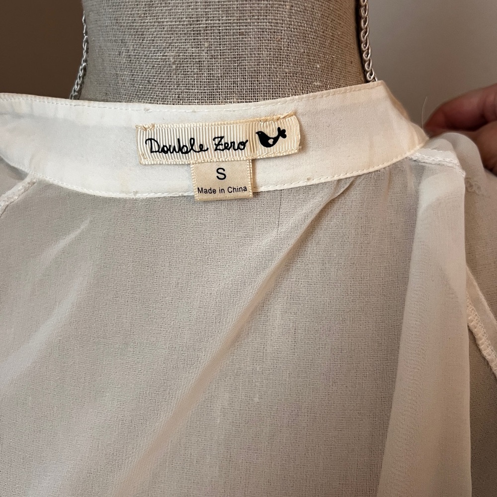 Double Zero Sheer White Button Down Top Size Small - Picture 14 of 14